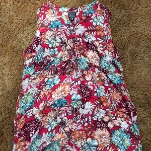 Sleeveless Maternity Top; size XL